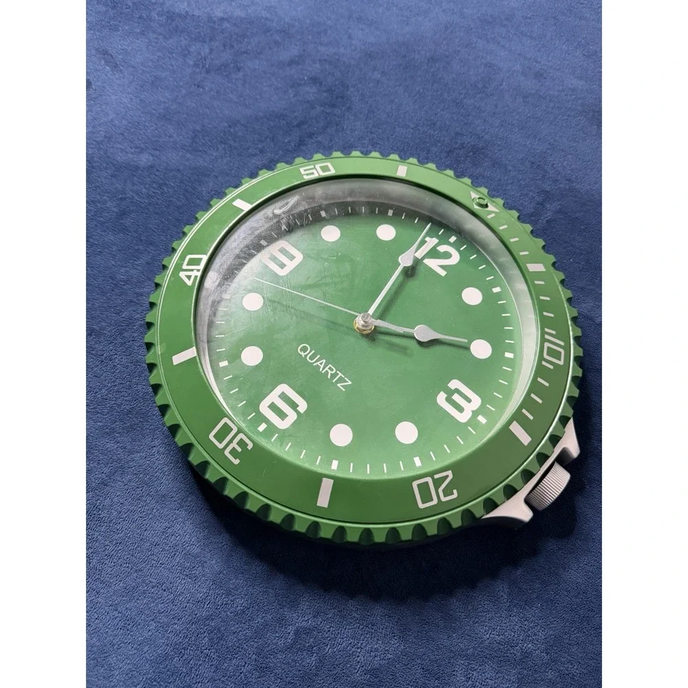 Quartz Driver Wall Clock Hulk Style Green (Tested Working) Art Mancave Decor